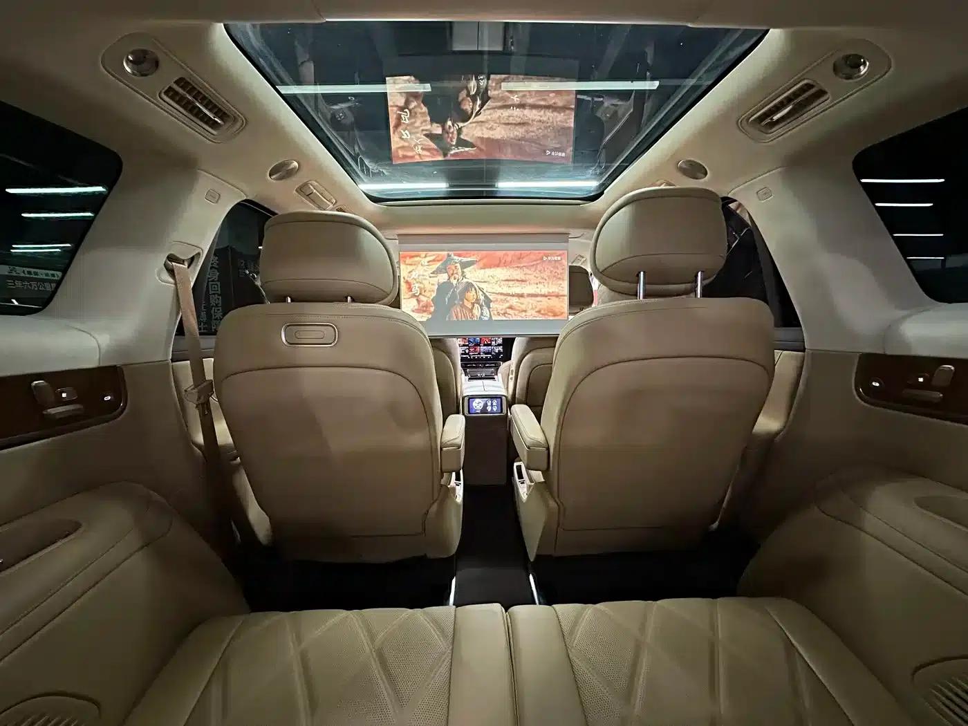 Wenjie M9 2025 Ultra Extended Range Edition 52kWh 6-Seat Version (192-line LiDAR) — миниатюра 17