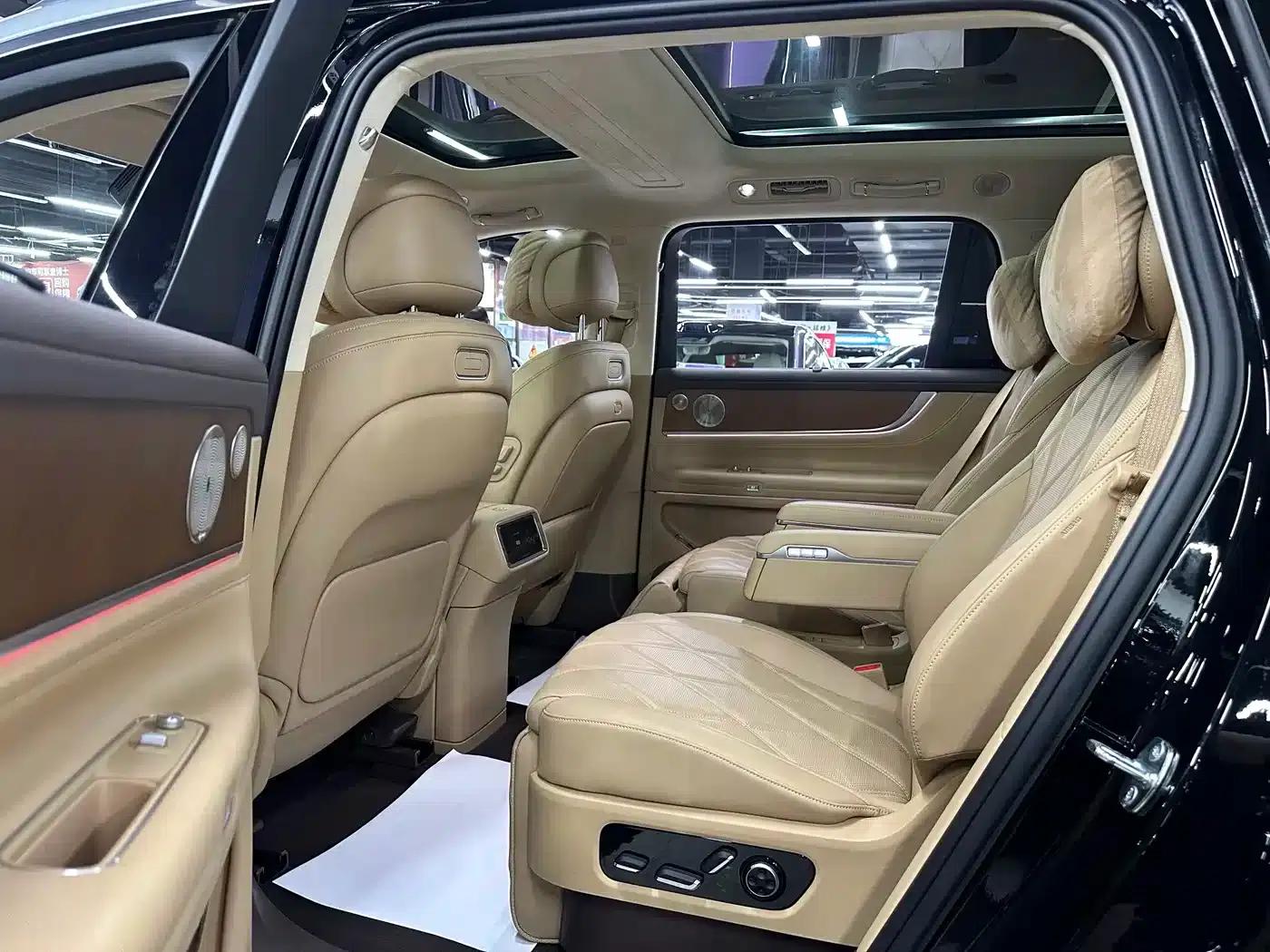 Wenjie M9 2025 Ultra Extended Range Edition 52kWh 6-Seat Version (192-line LiDAR) — миниатюра 36