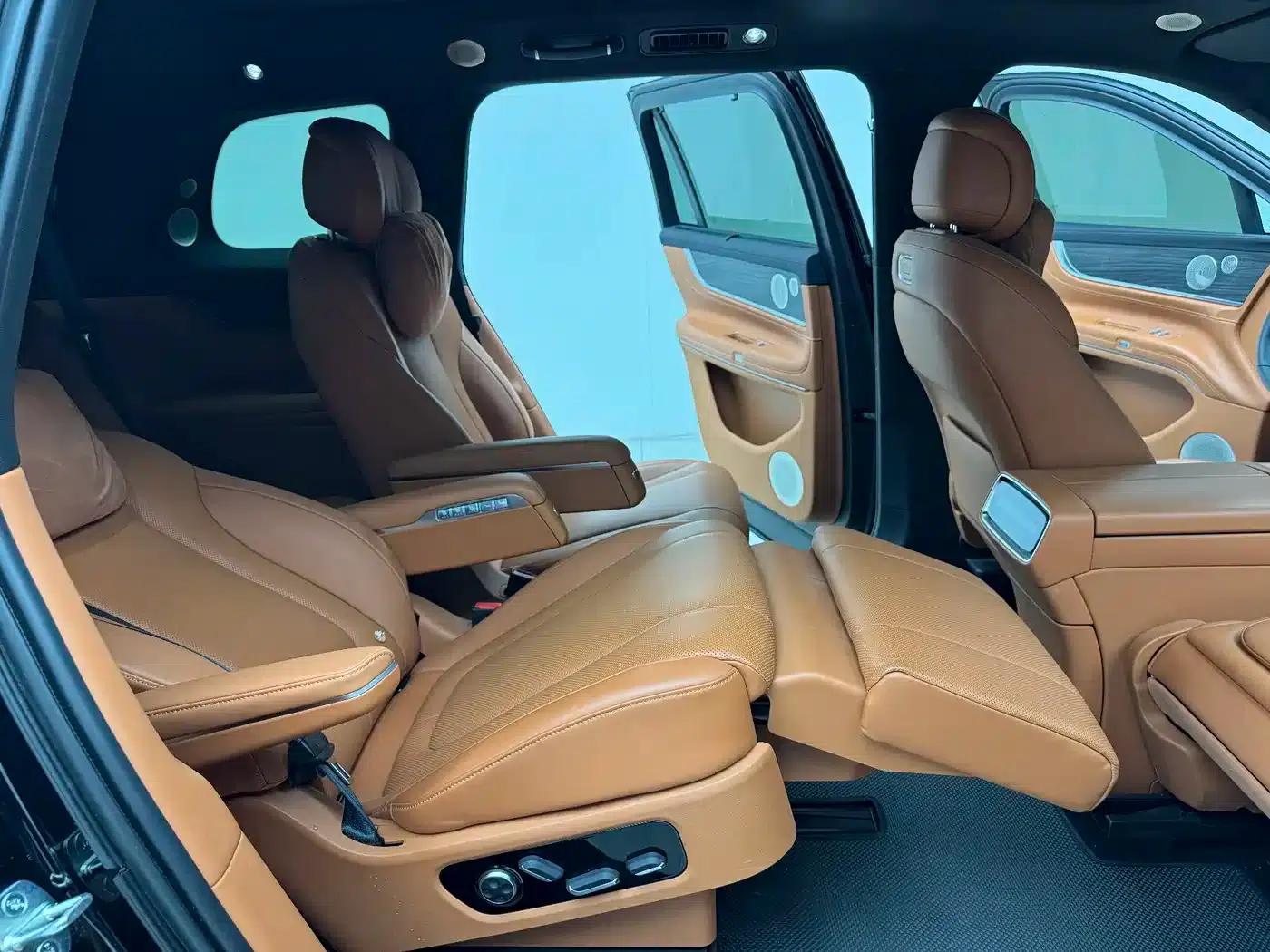 Wenjie M9 2024 Range Extended Max Edition 42kWh 6-Seater — миниатюра 11