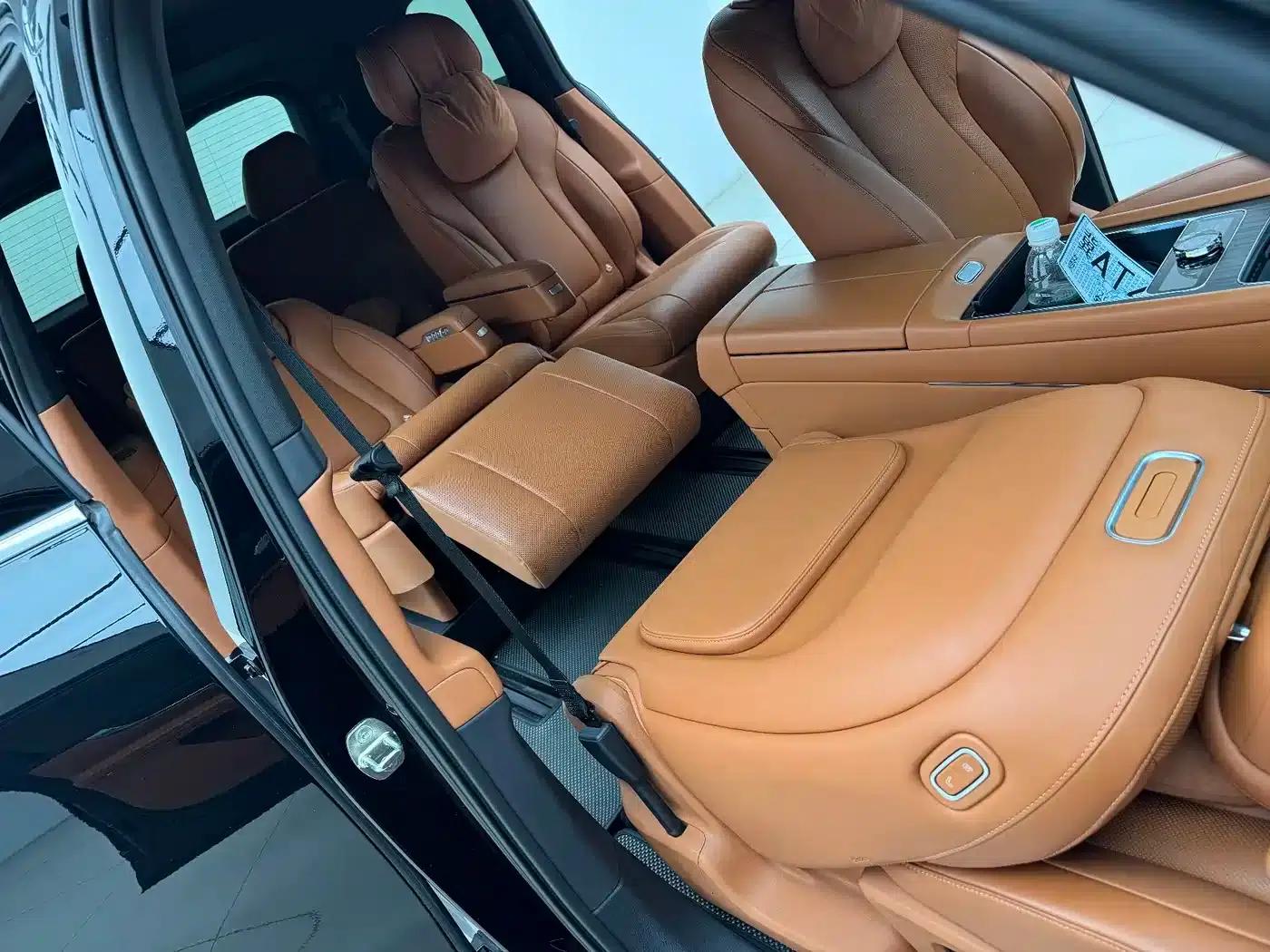 Wenjie M9 2024 Range Extended Max Edition 42kWh 6-Seater — миниатюра 12