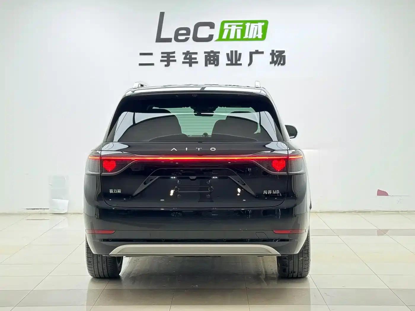 Wenjie M9 2024 Range Extended Max Edition 42kWh 6-Seater — миниатюра 21
