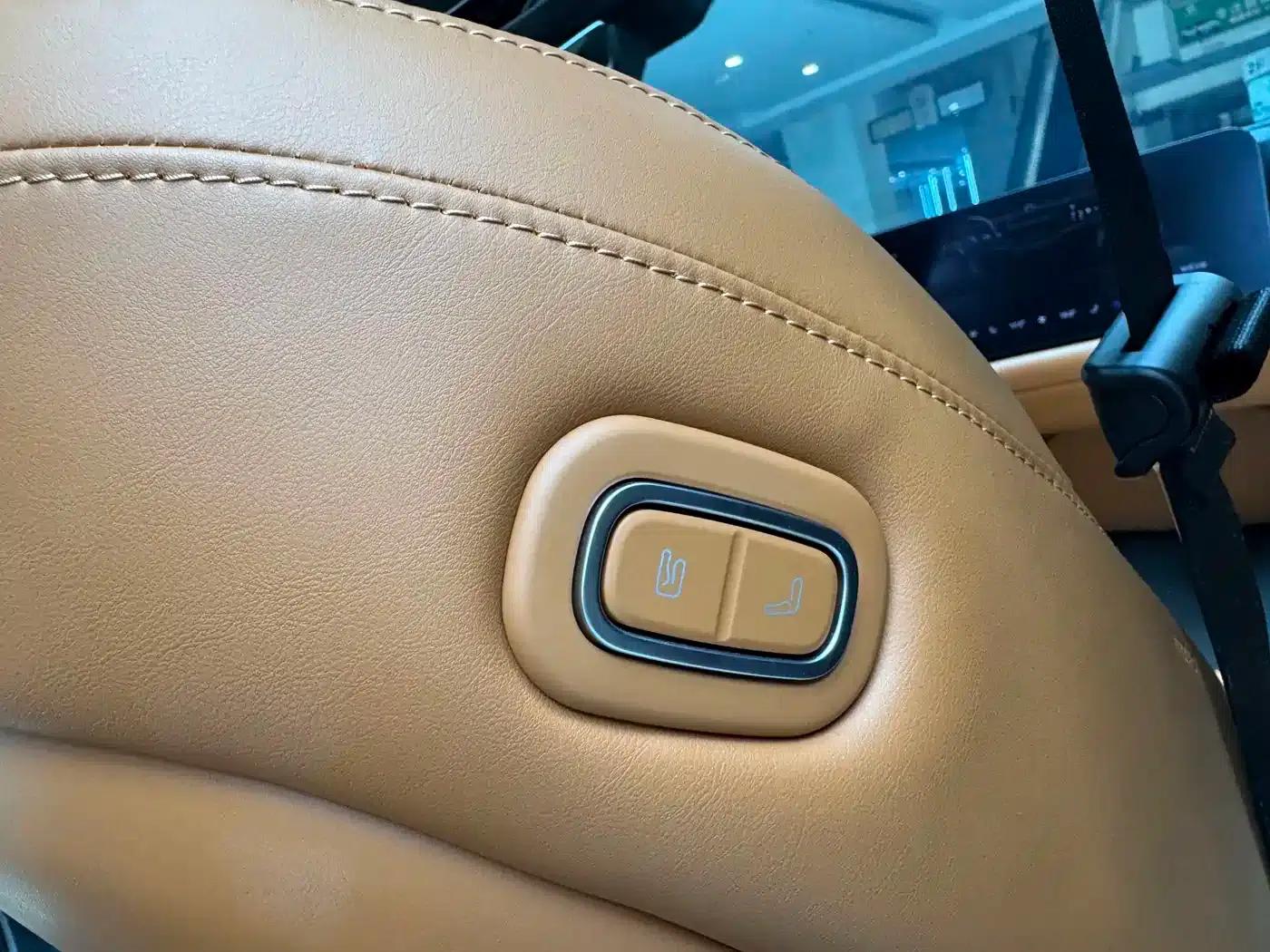 Wenjie M9 2024 Range Extended Max Edition 42kWh 6-Seater — миниатюра 6