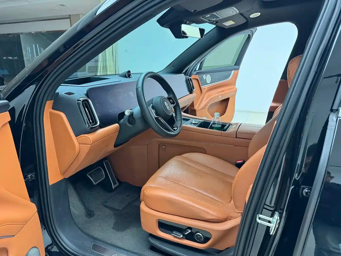 Wenjie M9 2024 Range Extended Max Edition 42kWh 6-Seater — миниатюра 8