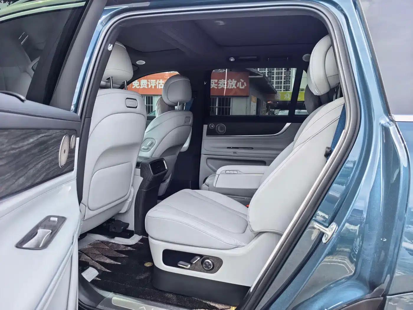 Wenjie M9 2024 Range Extended Ultra Edition 42kWh 6-Seater — миниатюра 11