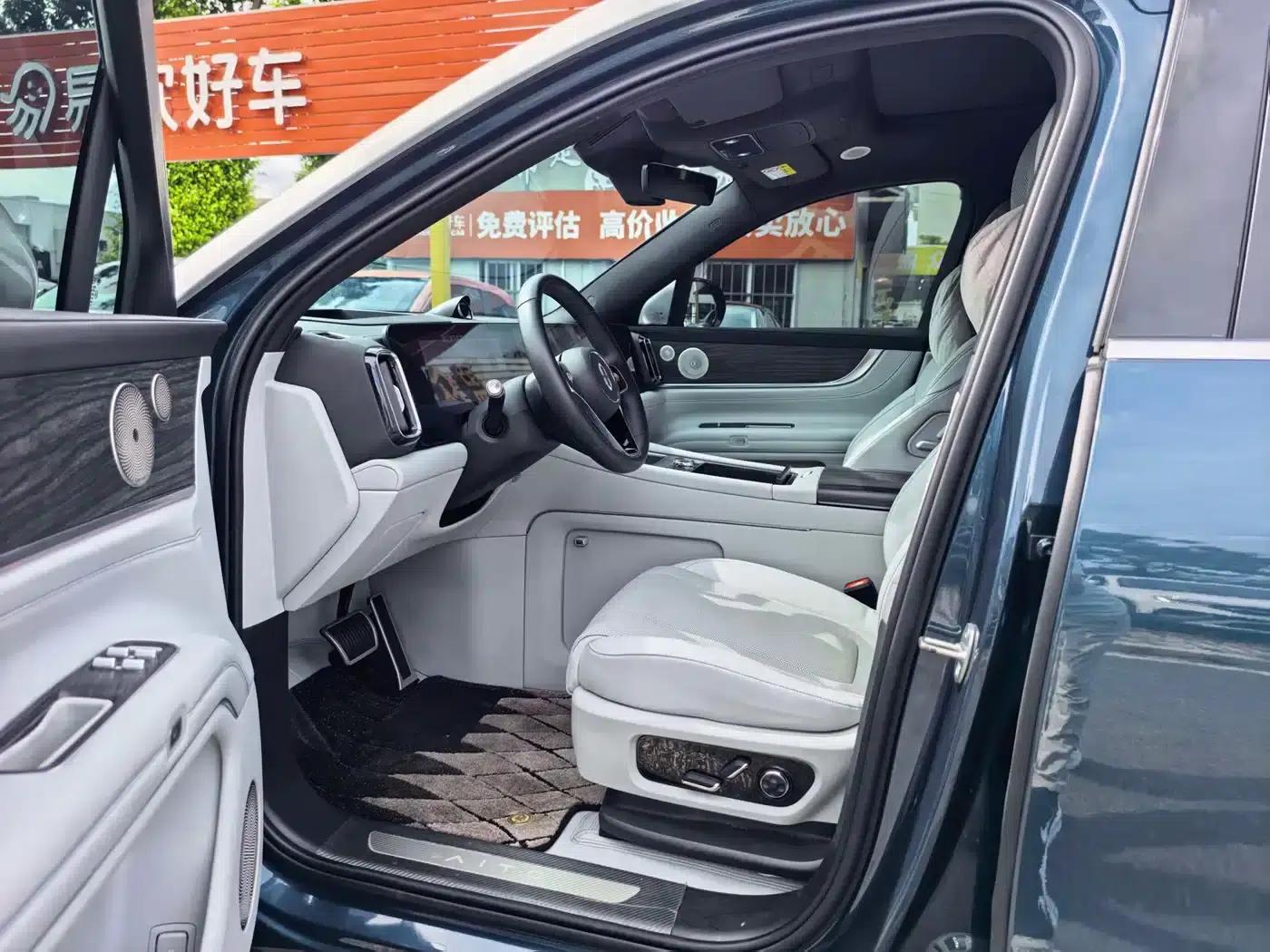 Wenjie M9 2024 Range Extended Ultra Edition 42kWh 6-Seater — миниатюра 6