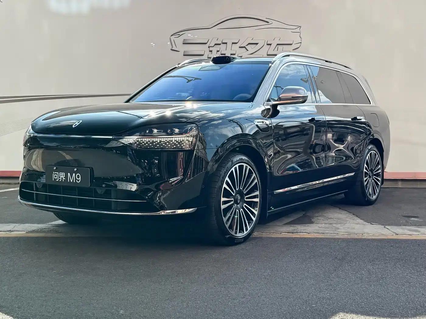Wenjie M9 2025 Ultra Extended Range Edition (52kWh, 6-seater, 192-line LiDAR) — миниатюра 1
