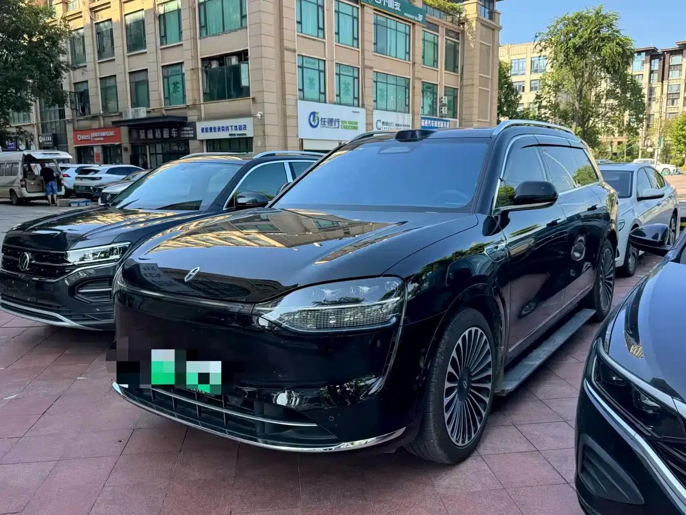 Wenjie M9 2024 Range Extended Ultra Edition 52kWh 5-Seater — миниатюра 1