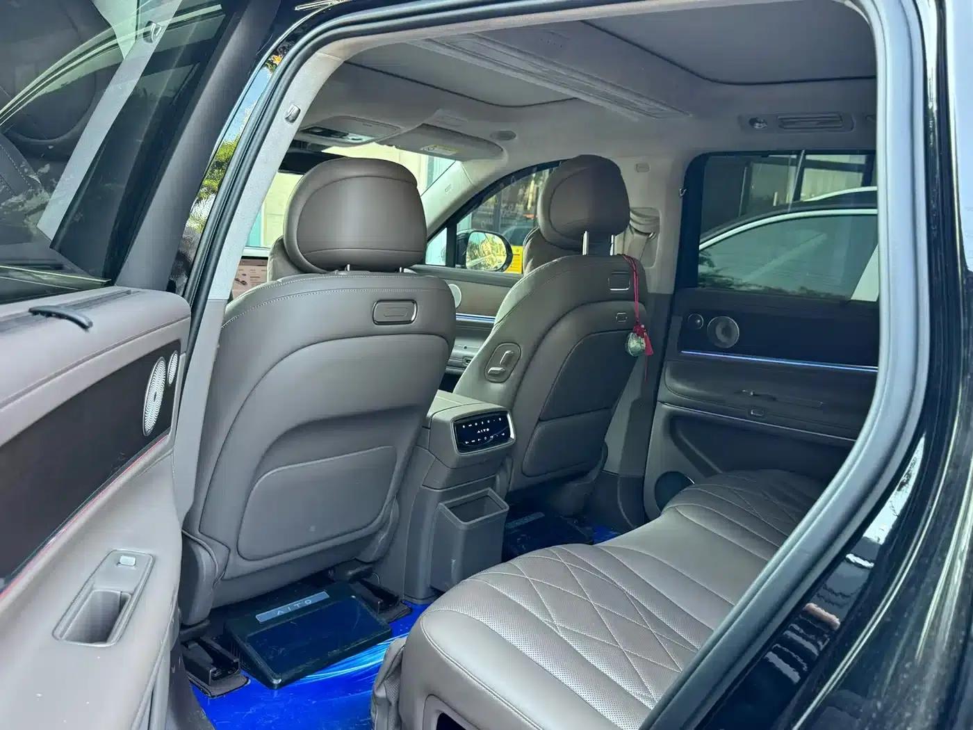 Wenjie M9 2024 Range Extended Ultra Edition 52kWh 5-Seater — миниатюра 6