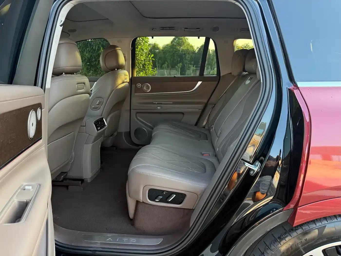 Wenjie M9 2024 Range Extended Max Edition 42kWh 5-Seater — миниатюра 5