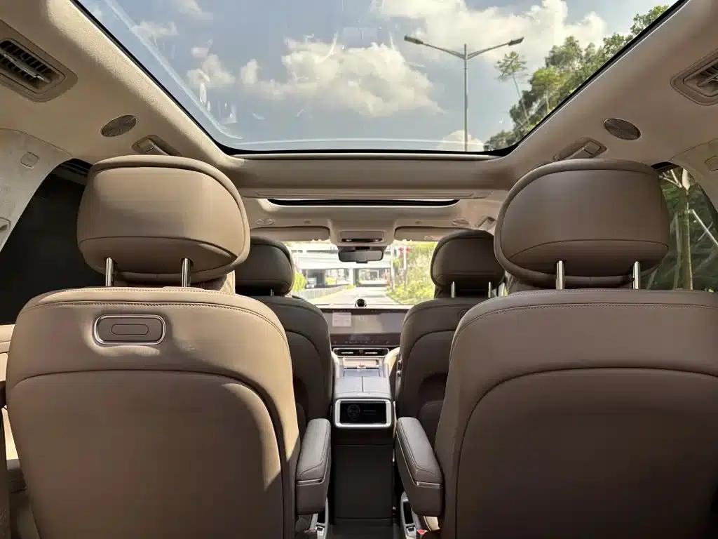 Wenjie M9 2025 Ultra Extended Range Edition (52kWh, 6-seater, 192-line LiDAR) — миниатюра 12