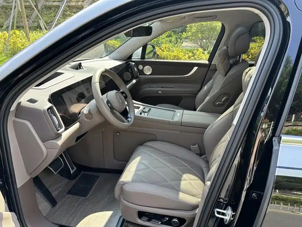 Wenjie M9 2025 Ultra Extended Range Edition (52kWh, 6-seater, 192-line LiDAR) — миниатюра 7