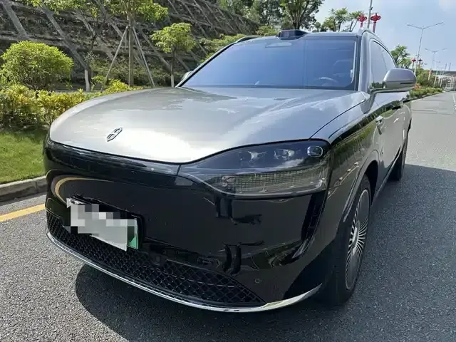 Wenjie M9 2025 Ultra Extended Range Edition (52kWh, 6-seater, 192-line LiDAR)