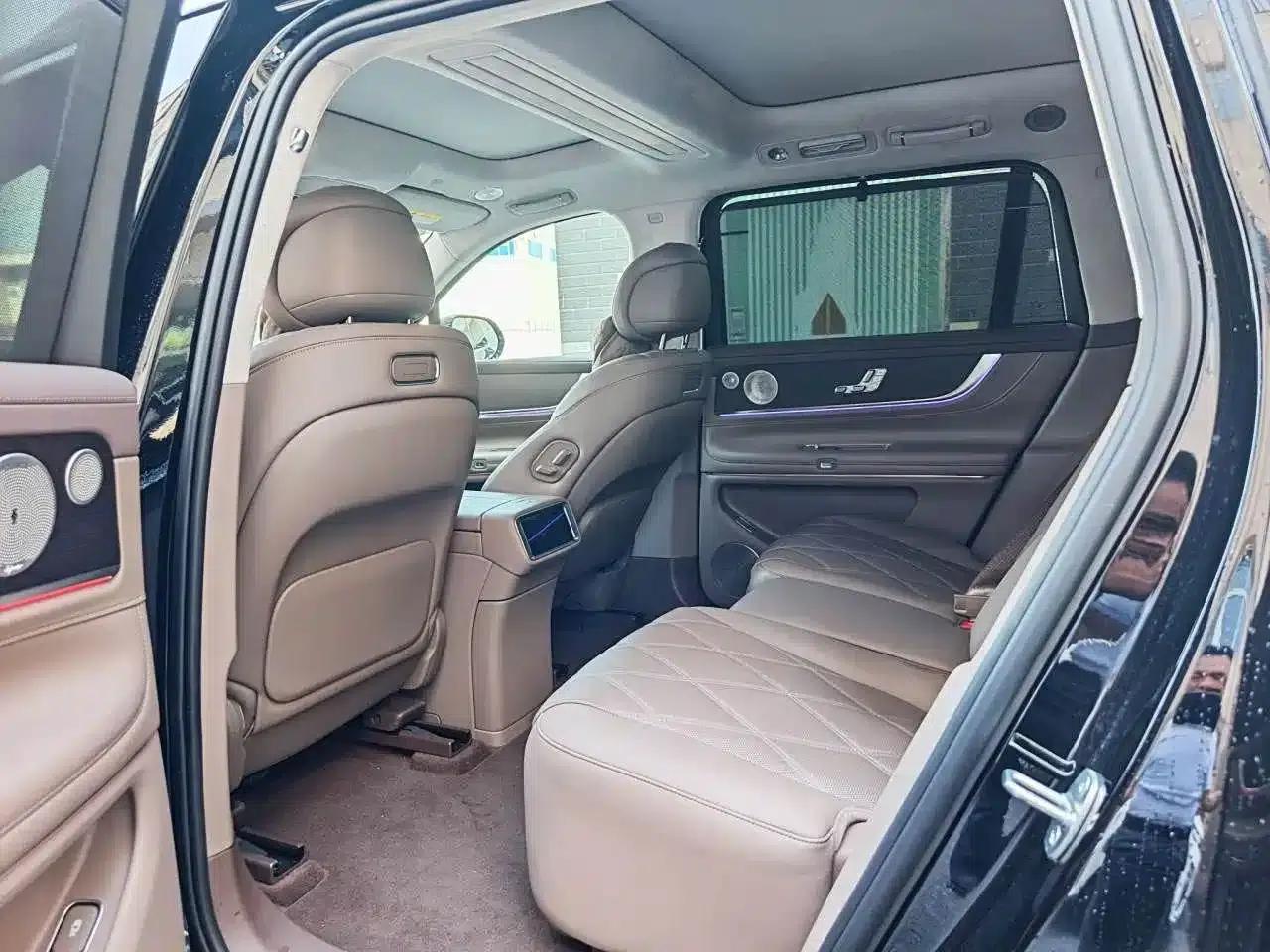 Wenjie M9 2025 Extended Range Ultra Edition 52kWh 5-Seat Version (192-line LiDAR) — миниатюра 7