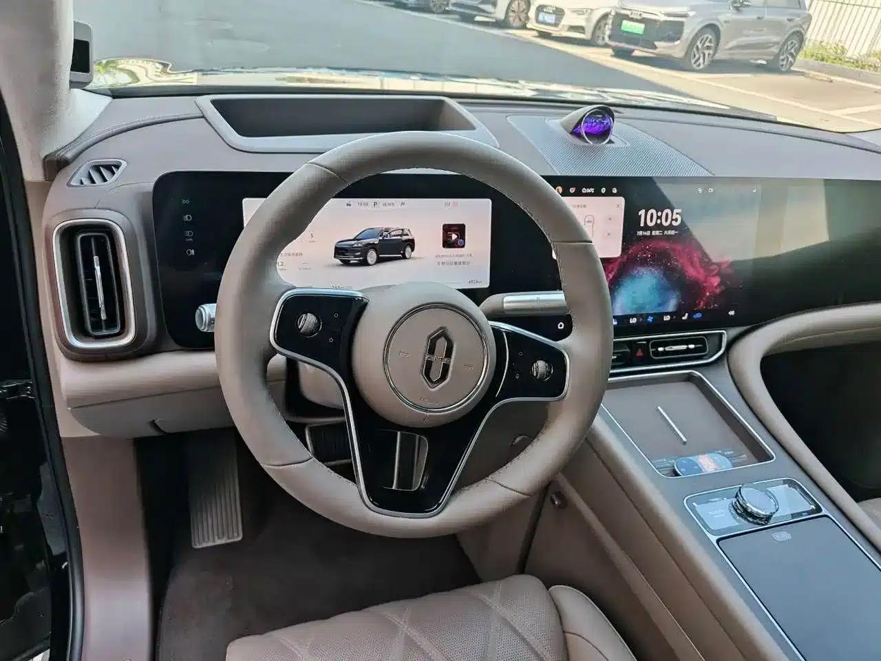 Wenjie M9 2025 Extended Range Ultra Edition 52kWh 5-Seat Version (192-line LiDAR) — миниатюра 8