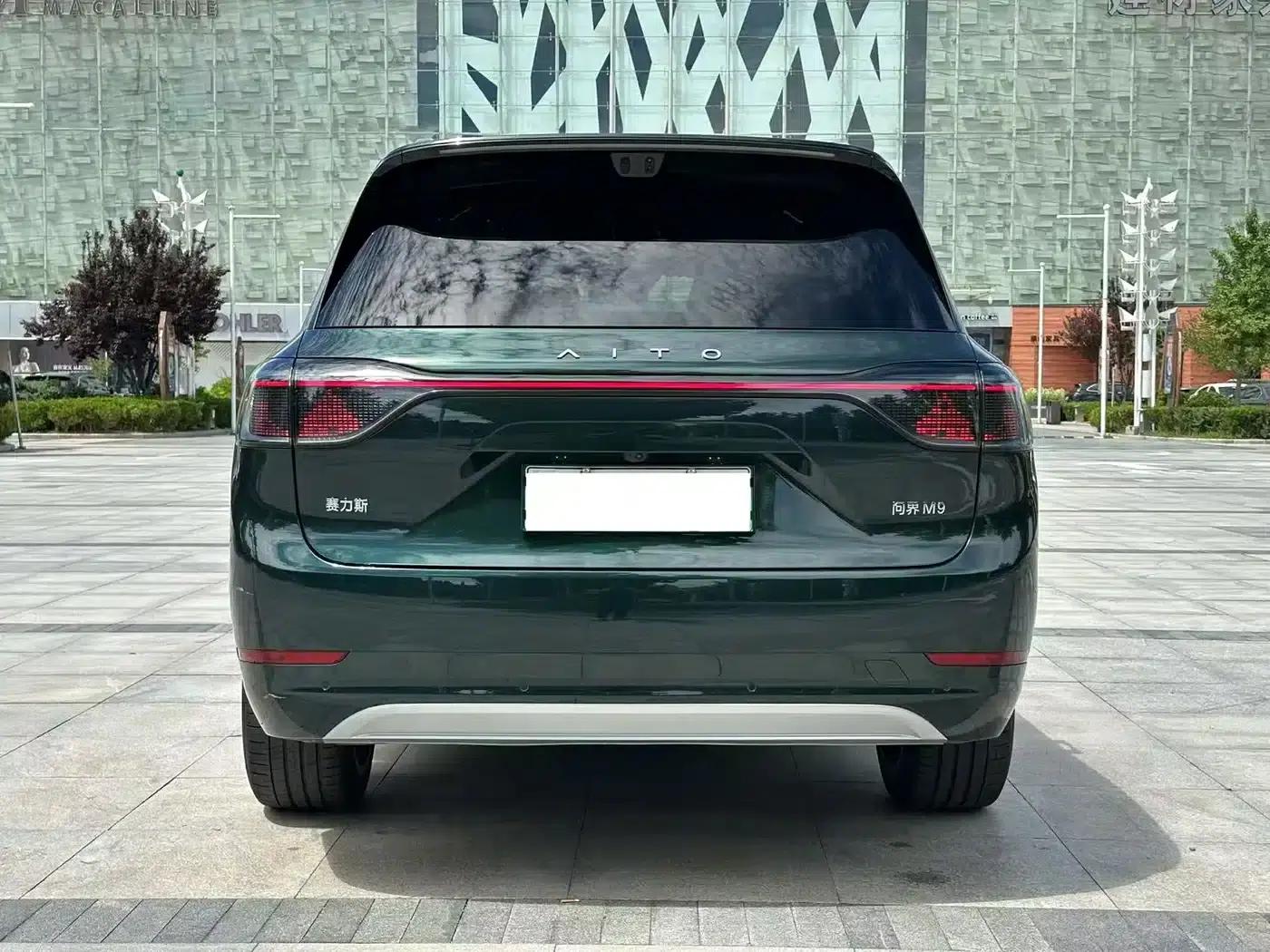 Wenjie M9 2025 Ultra Extended Range Edition (52kWh, 6-seater, 192-line LiDAR) — миниатюра 4