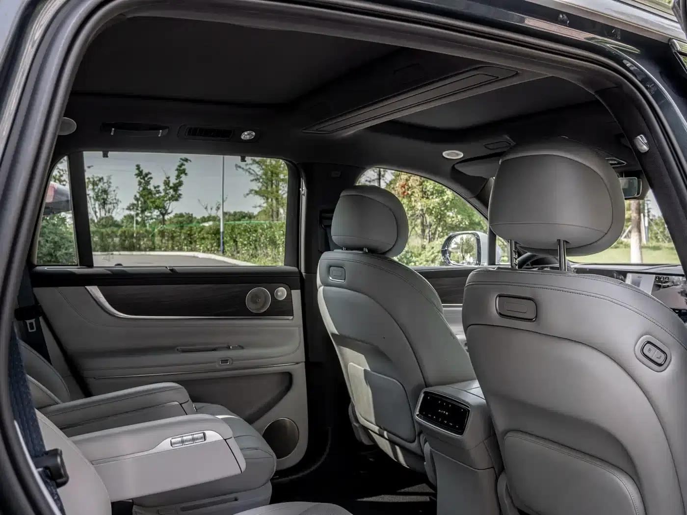 Wenjie M9 2024 Range Extended Max Edition 42kWh 6-Seater — миниатюра 12
