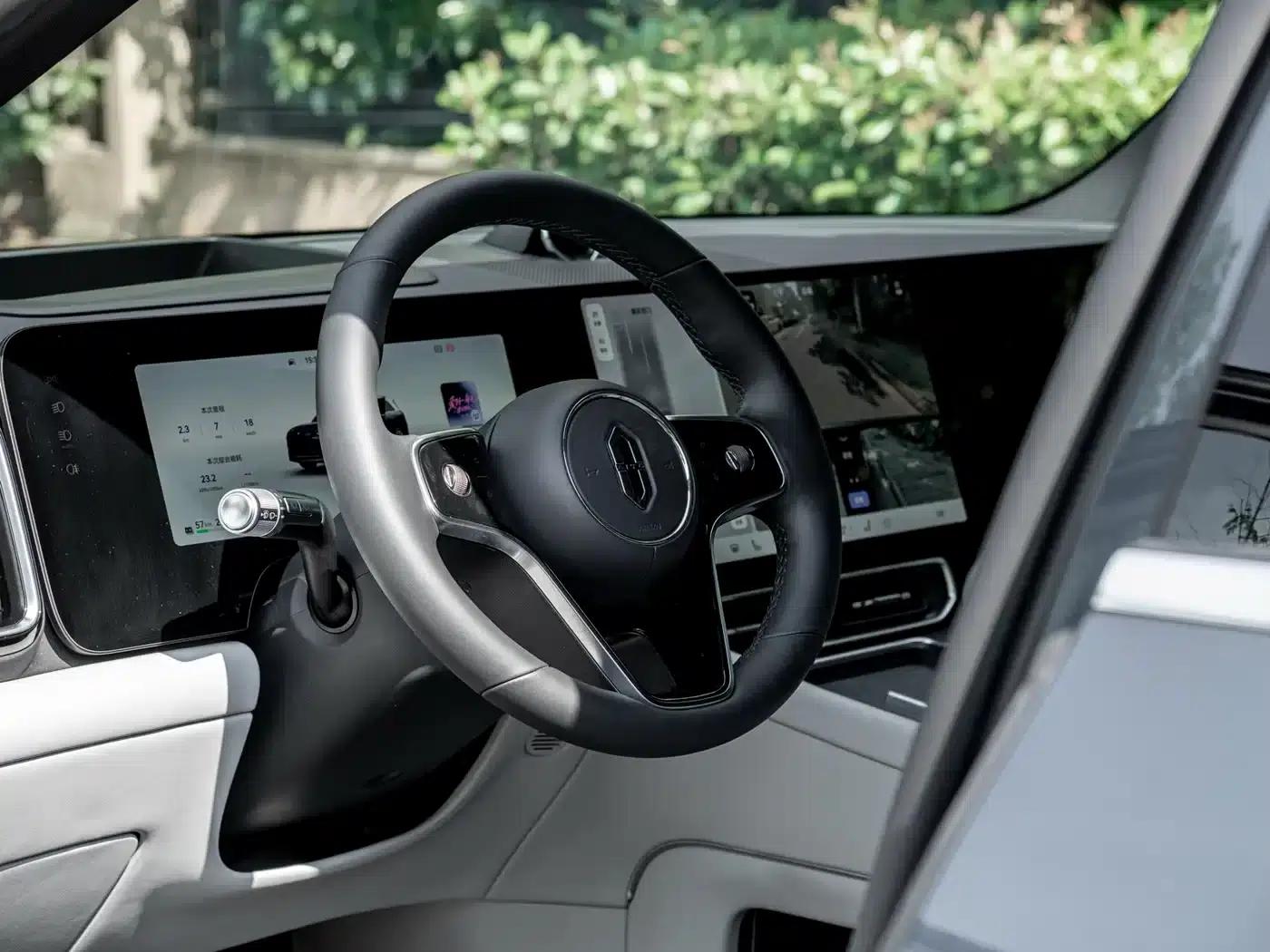 Wenjie M9 2024 Range Extended Max Edition 42kWh 6-Seater — миниатюра 6