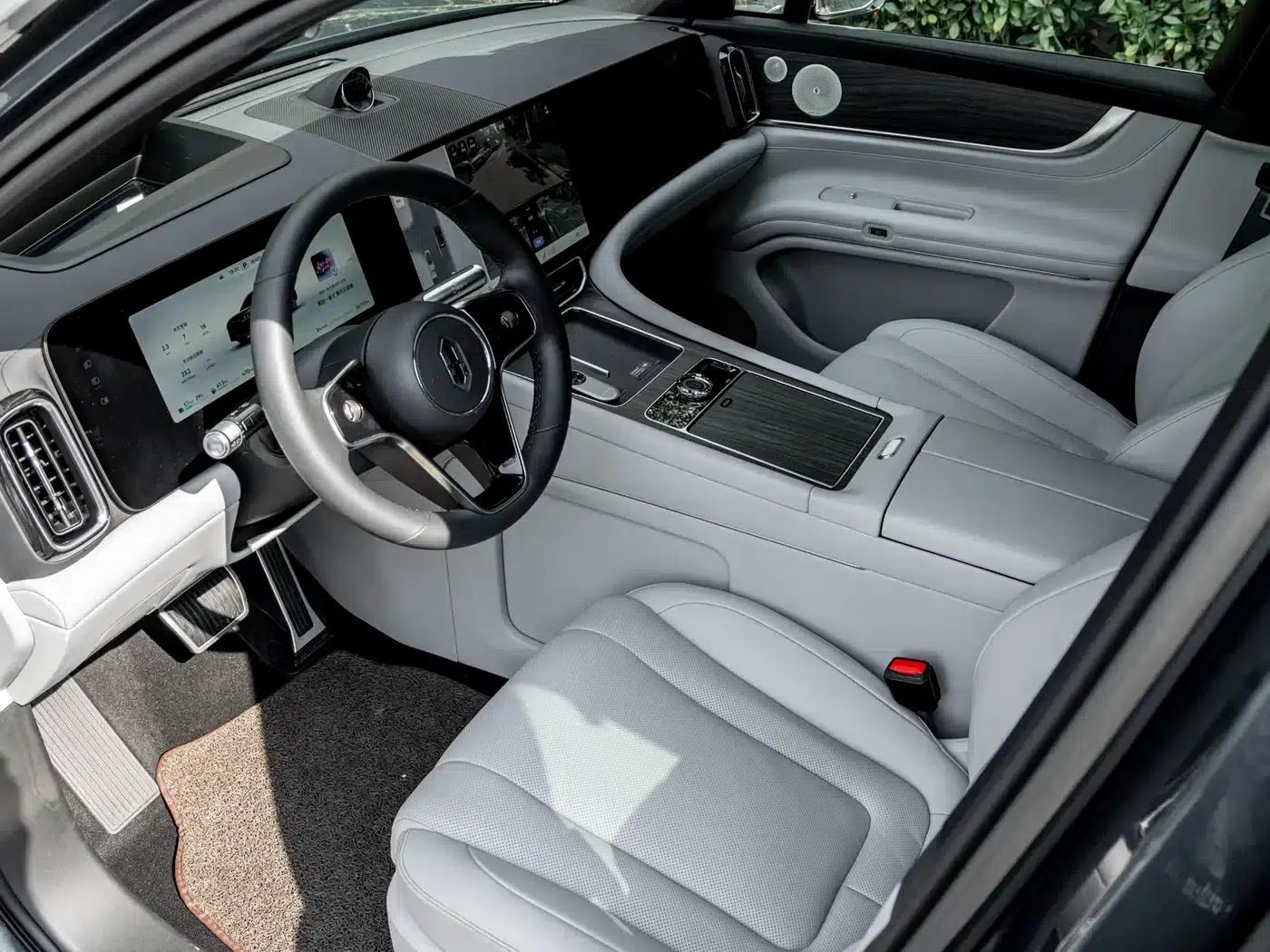 Wenjie M9 2024 Range Extended Max Edition 42kWh 6-Seater — миниатюра 9