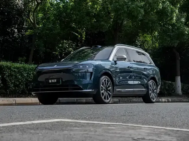 Wenjie M9 2024 Range Extended Max Edition 42kWh 6-Seater