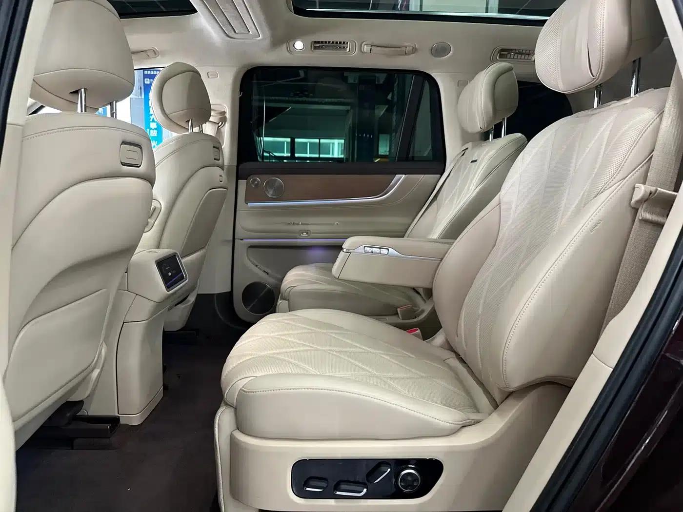 Wenjie M9 2025 Ultra Extended Range Edition (52kWh, 6-seater, 192-line LiDAR) — миниатюра 10