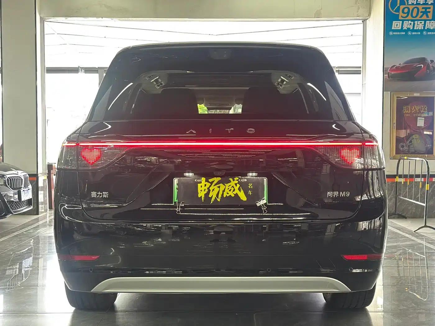 Wenjie M9 2025 Ultra Extended Range Edition (52kWh, 6-seater, 192-line LiDAR) — миниатюра 7