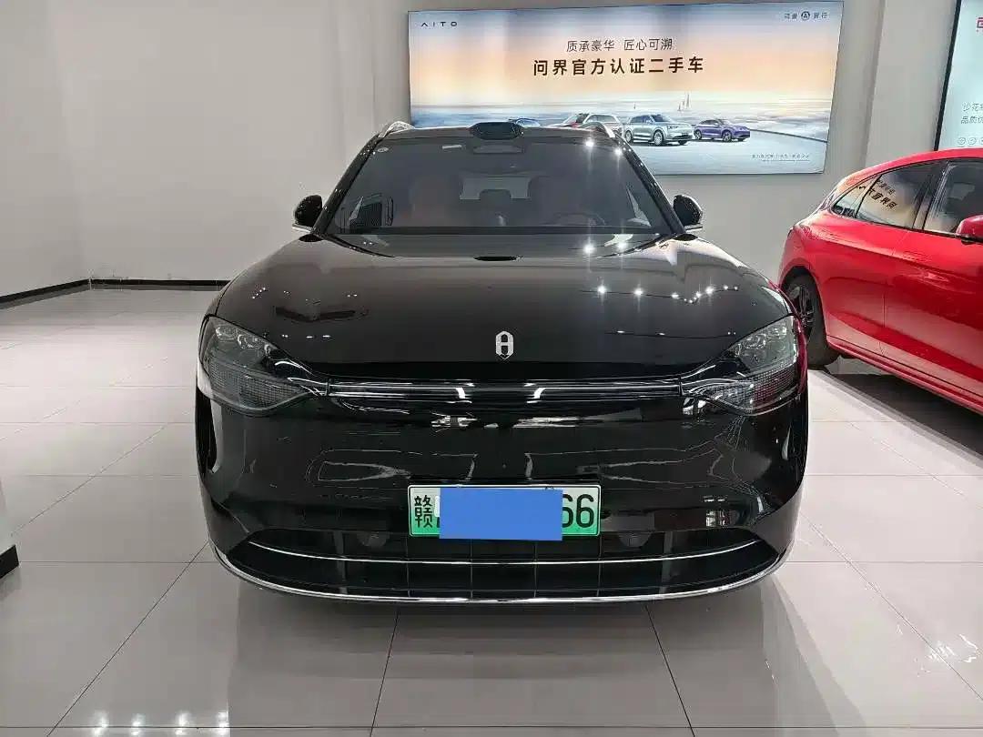 Wenjie M9 2025 Extended Range Ultra Edition 52kWh 5-Seat Version (192-line LiDAR) — миниатюра 2