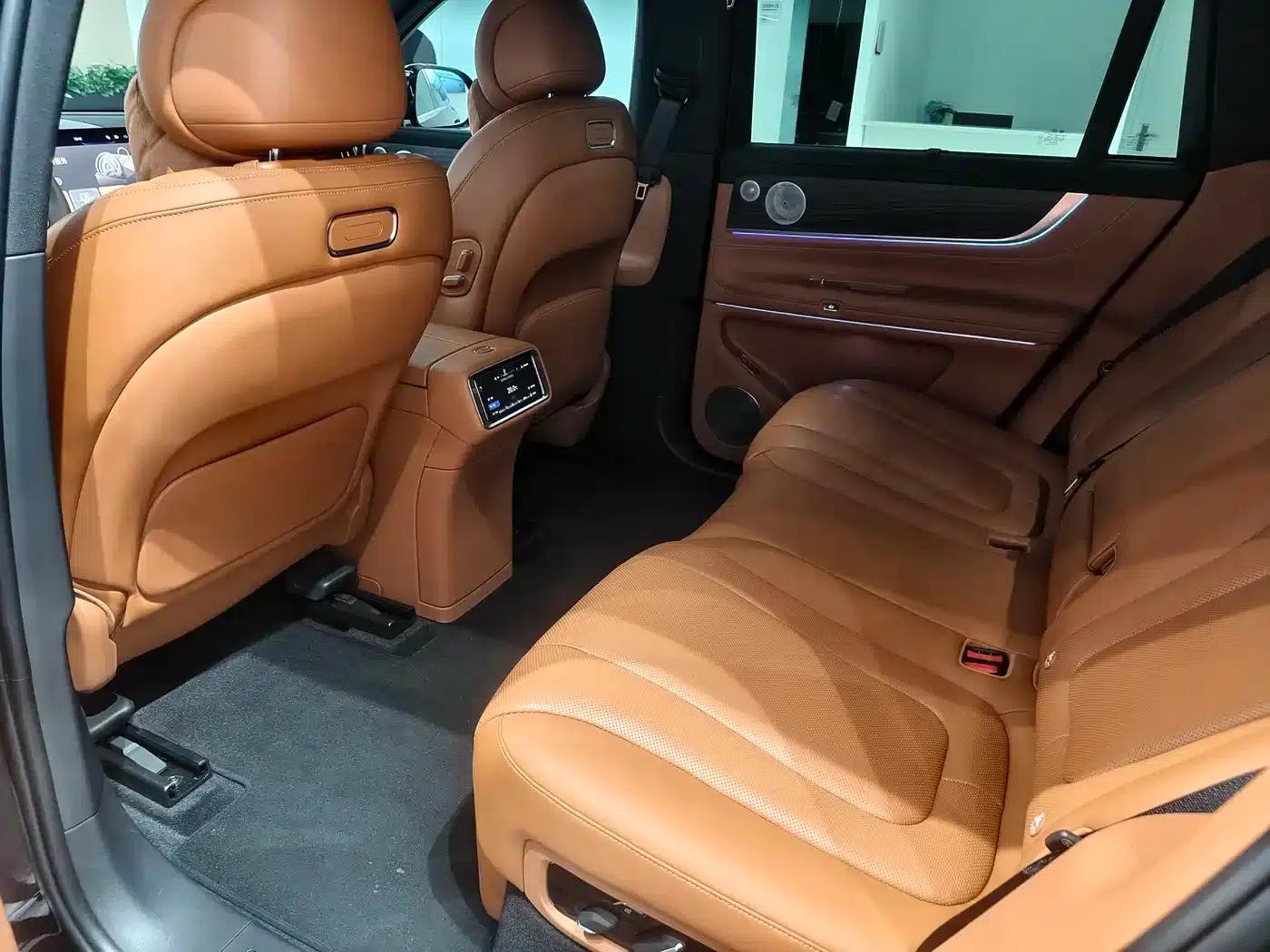 Wenjie M9 2025 Extended Range Ultra Edition 52kWh 5-Seat Version (192-line LiDAR) — миниатюра 12