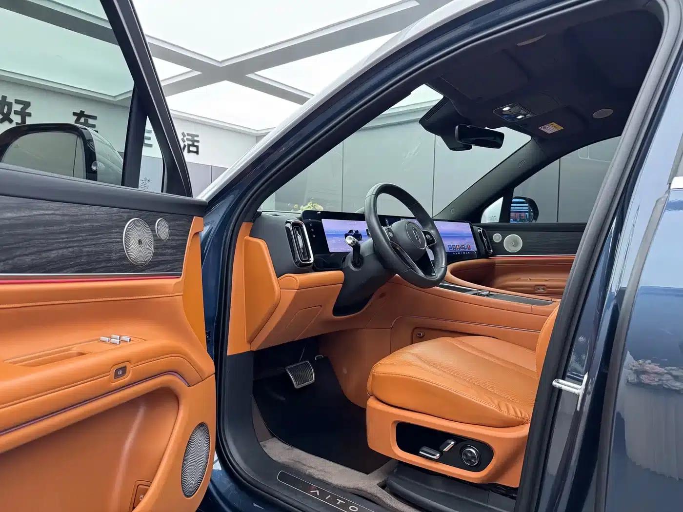 Wenjie M9 2024 Range Extended Ultra Edition 42kWh 6-Seater — миниатюра 4