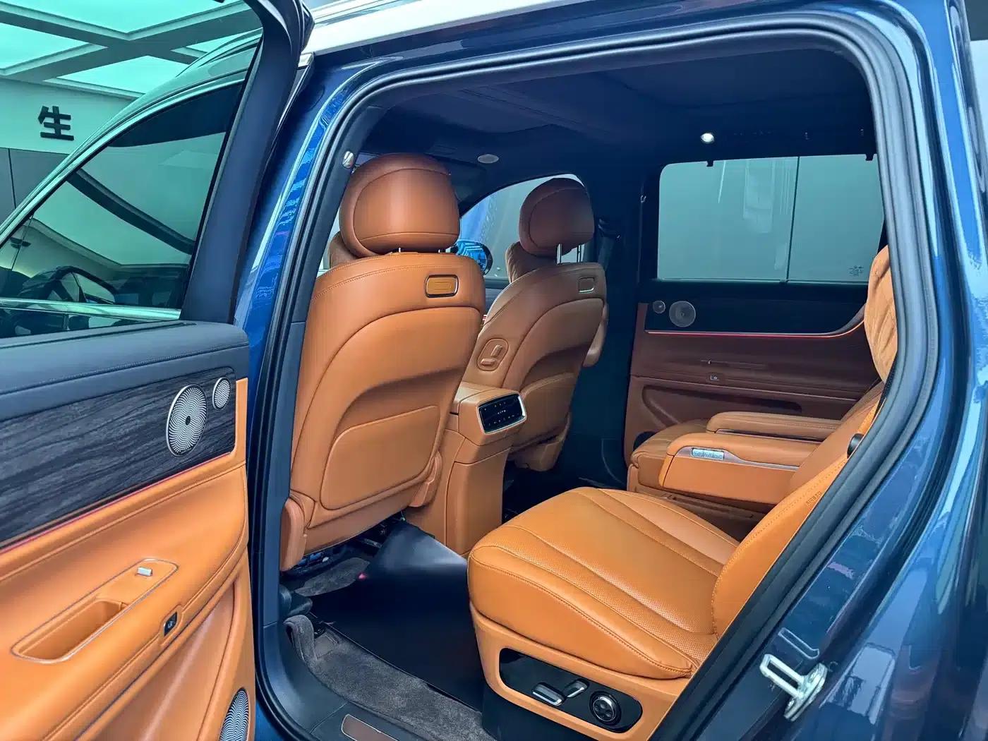 Wenjie M9 2024 Range Extended Ultra Edition 42kWh 6-Seater — миниатюра 9