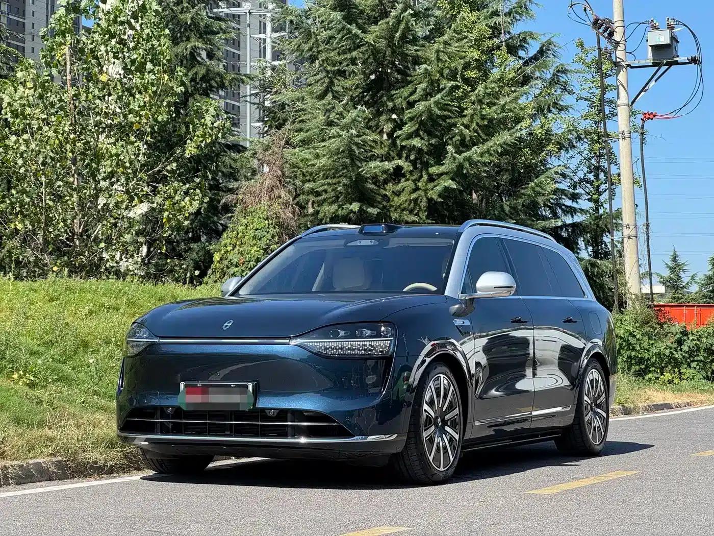 Wenjie M9 2025 Ultra Extended Range Edition (52kWh, 6-seater, 192-line LiDAR) — миниатюра 1