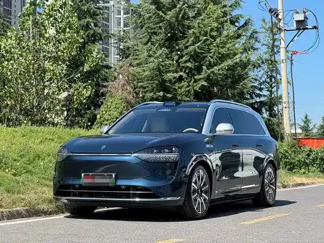 Wenjie M9 2025 Ultra Extended Range Edition (52kWh, 6-seater, 192-line LiDAR)