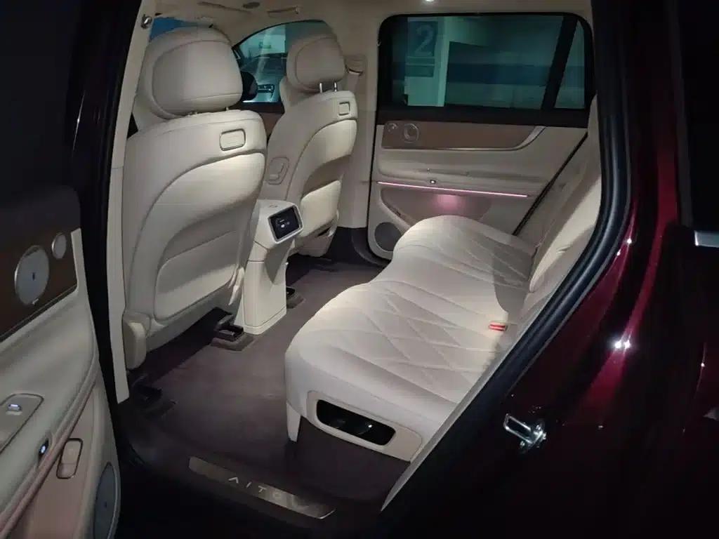 Wenjie M9 2025 Ultra Extended Range Edition (52kWh, 5-seater, 192-line LiDAR) — миниатюра 24