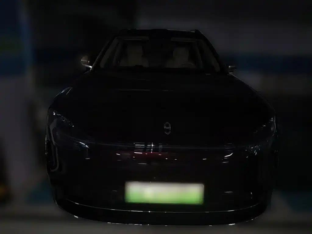 Wenjie M9 2025 Ultra Extended Range Edition (52kWh, 5-seater, 192-line LiDAR) — миниатюра 5