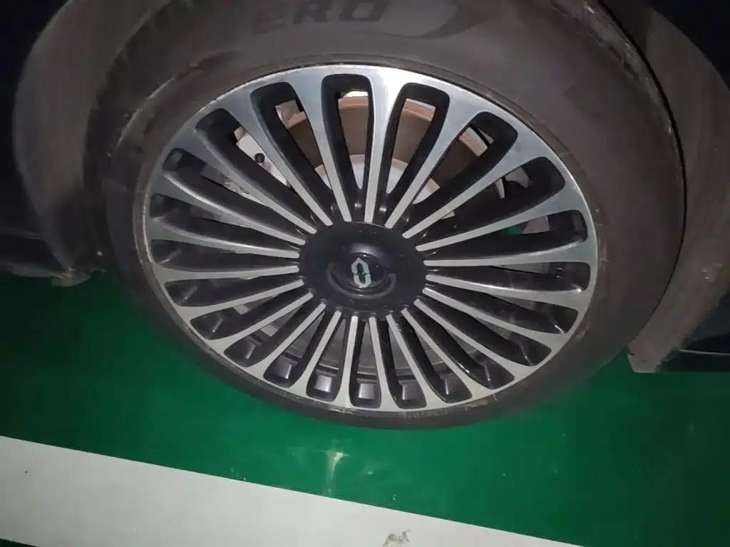 Wenjie M9 2025 Pure Electric Ultra Edition (100kWh, 6-seater, 192-line LiDAR) — миниатюра 14