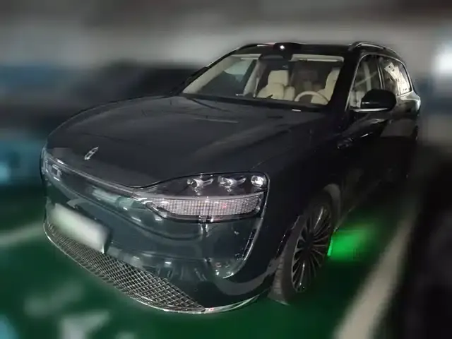 Wenjie M9 2025 Pure Electric Ultra Edition (100kWh, 6-seater, 192-line LiDAR)