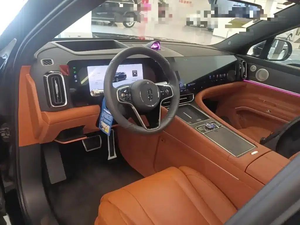 Wenjie M9 2025 Ultra Extended Range Edition (52kWh, 6-seater, 192-line LiDAR) — миниатюра 16