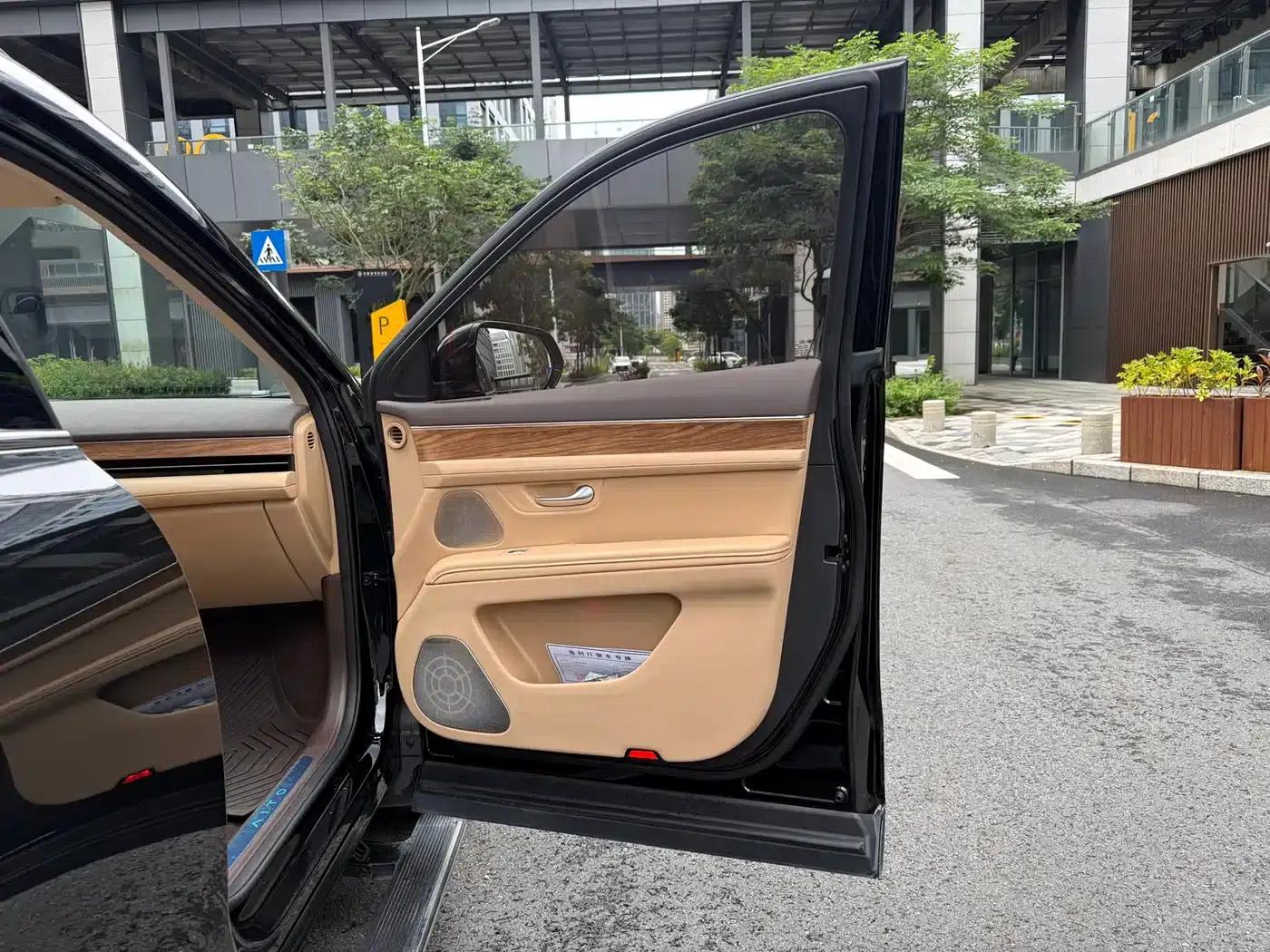Wenjie M7 2024 1.5T Intelligent Driving 4WD Pro Edition 5-seater — миниатюра 19