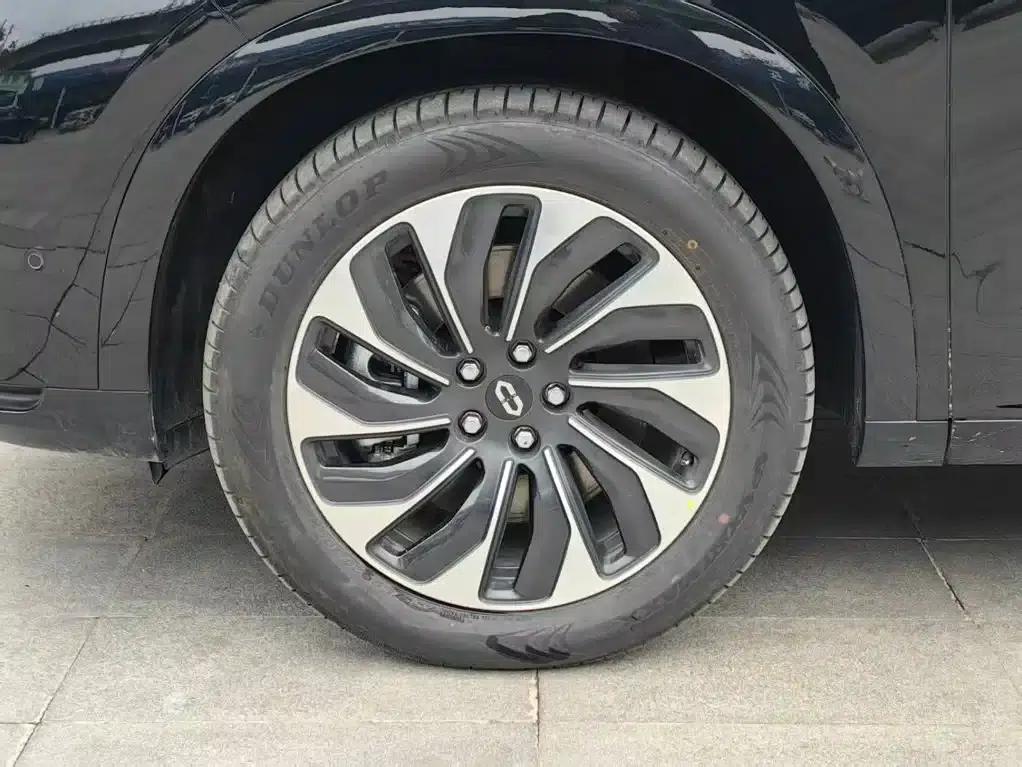 Wenjie M7 2024 1.5T Rear-Wheel Drive Plus Edition 5-Seater — миниатюра 9