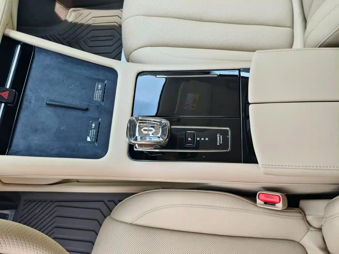 Wenjie M7 2024 1.5T Rear-Wheel Drive Plus Edition 5-Seater — миниатюра 12