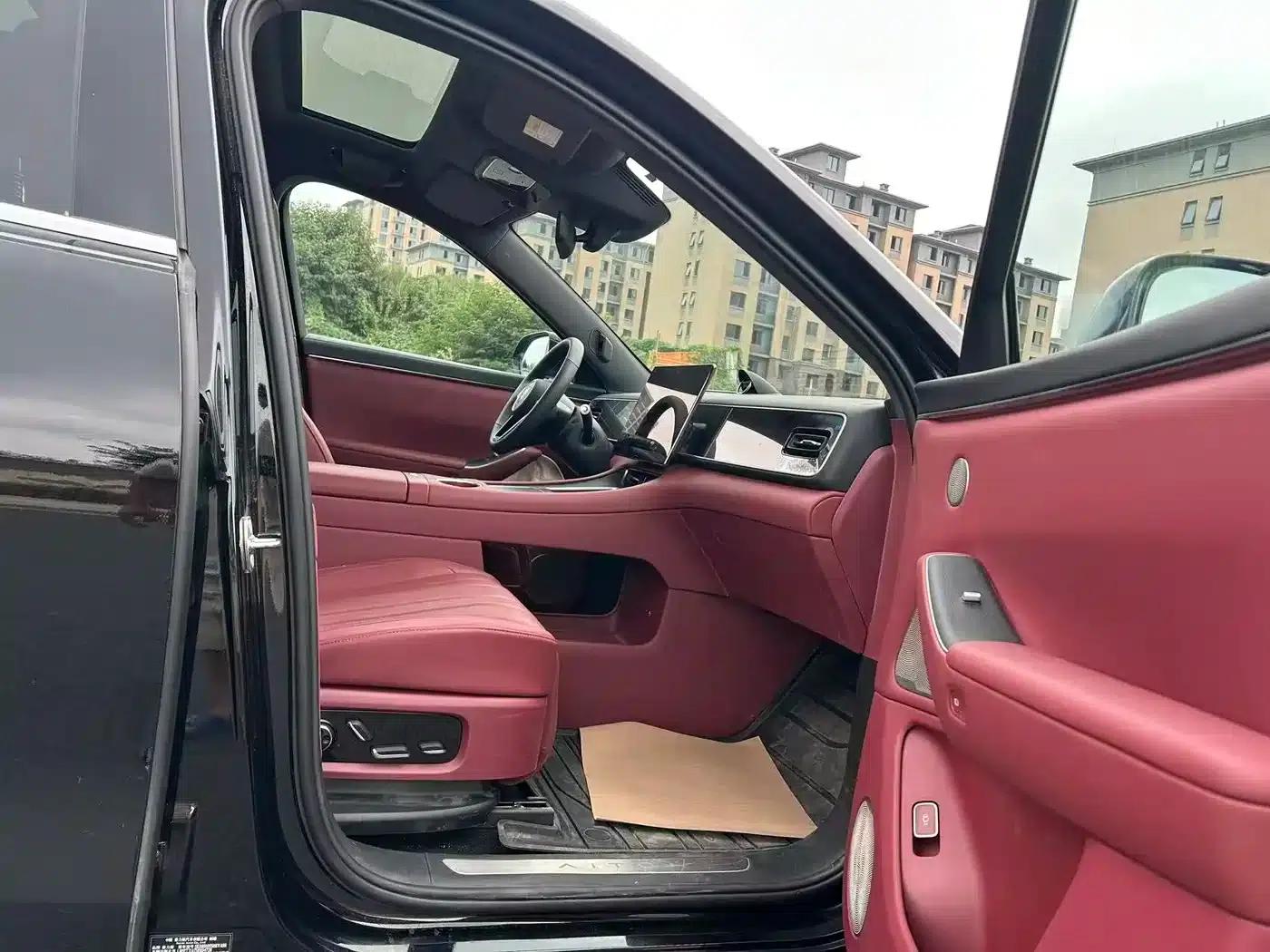 Wenjie M7 2026 Extended Range Max 4WD 5-Seater (192-line LiDAR) — миниатюра 10