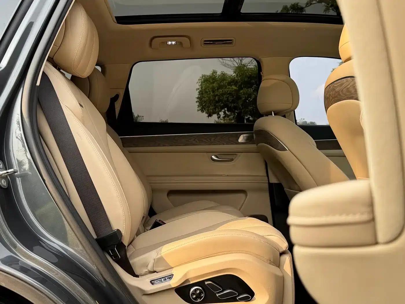 Wenjie M7 2022 1.5T AWD Luxury Edition — миниатюра 13