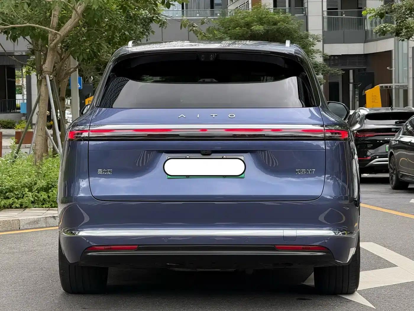 Wenjie M7 2026 Extended Range Ultra 4WD 5-Seater (192-line LiDAR) — миниатюра 5
