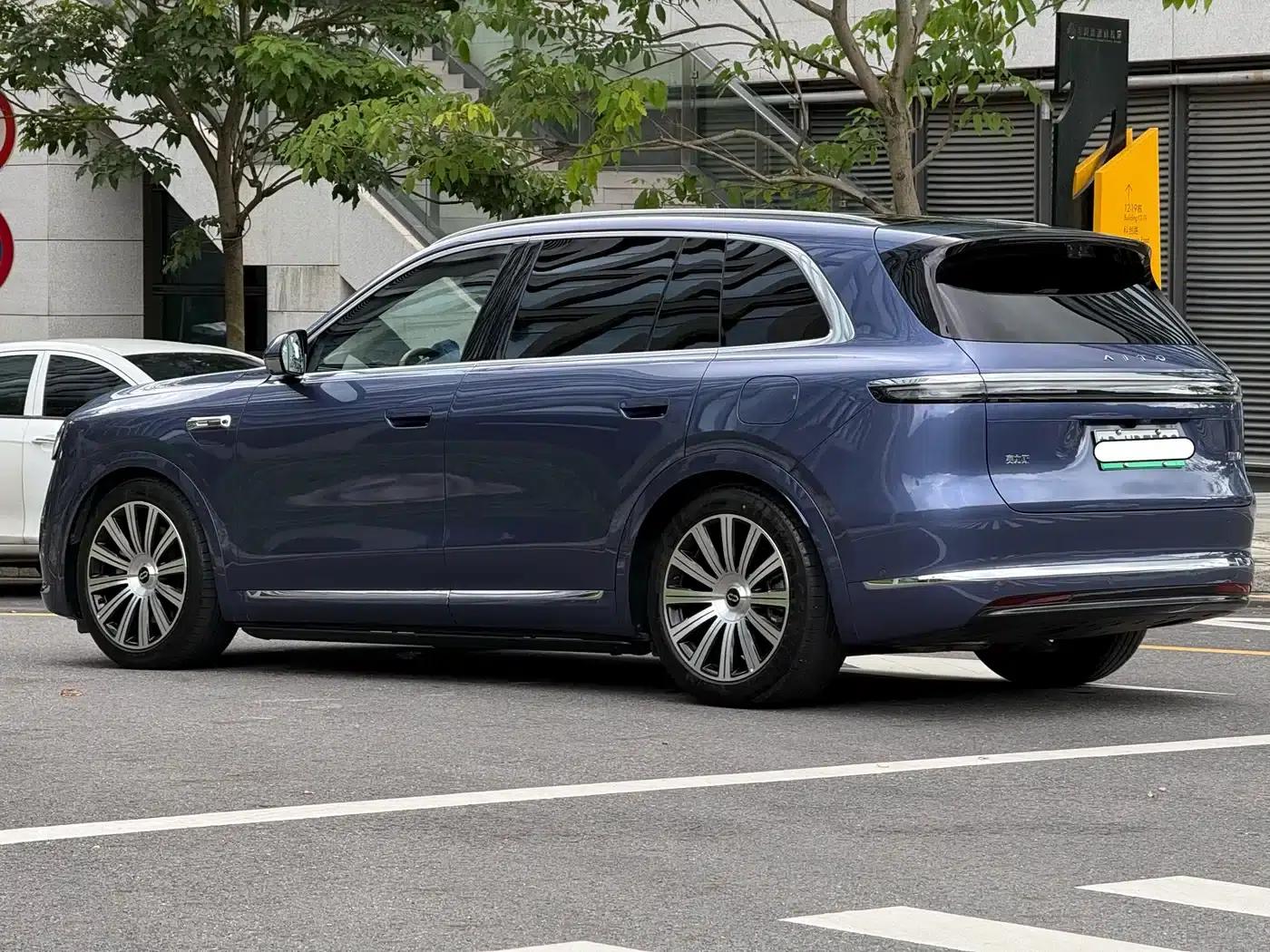 Wenjie M7 2026 Extended Range Ultra 4WD 5-Seater (192-line LiDAR) — миниатюра 6