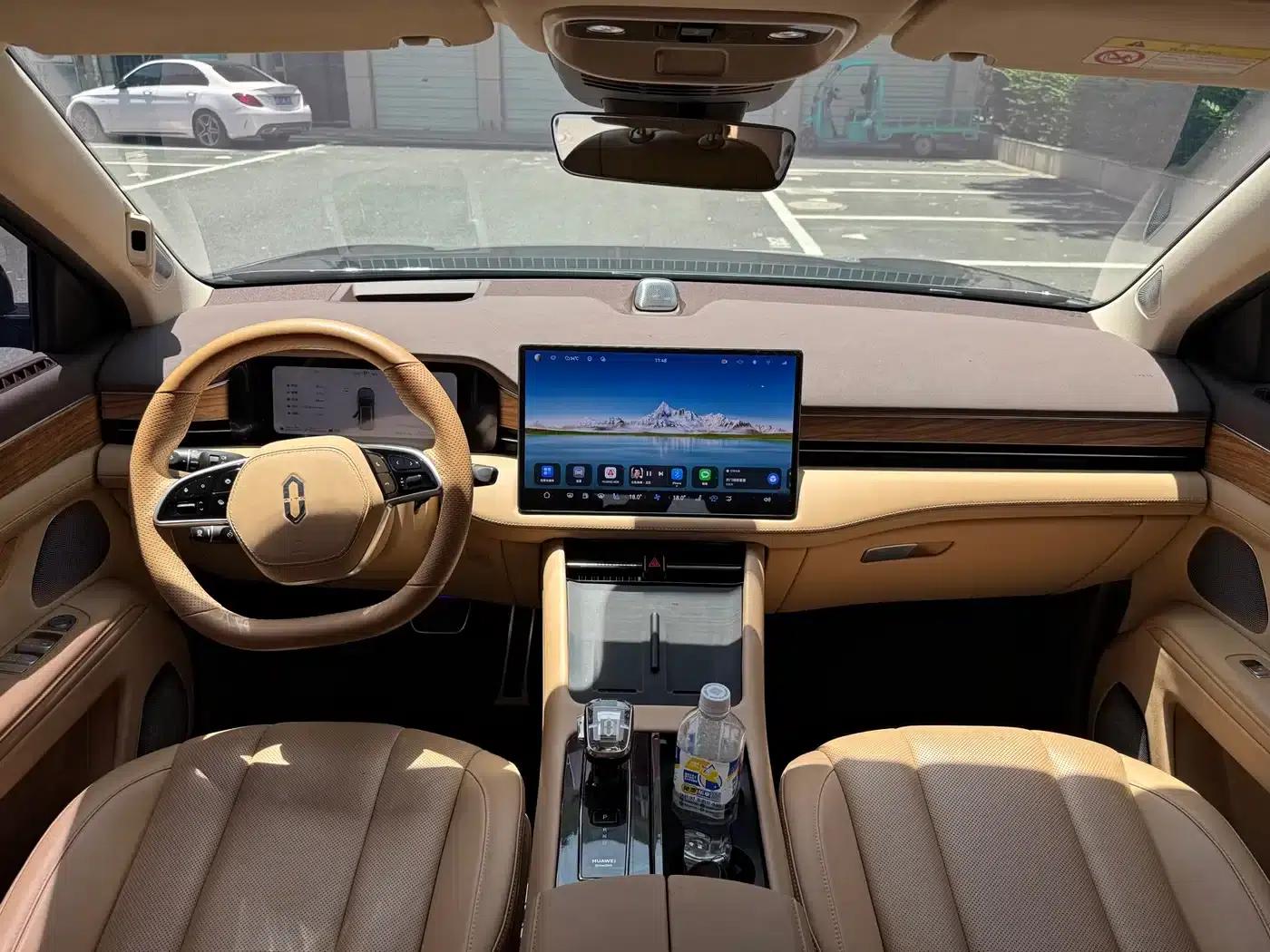 Wenjie M7 2024 1.5T Intelligent Driving 4WD Max Edition 6-seater — миниатюра 11