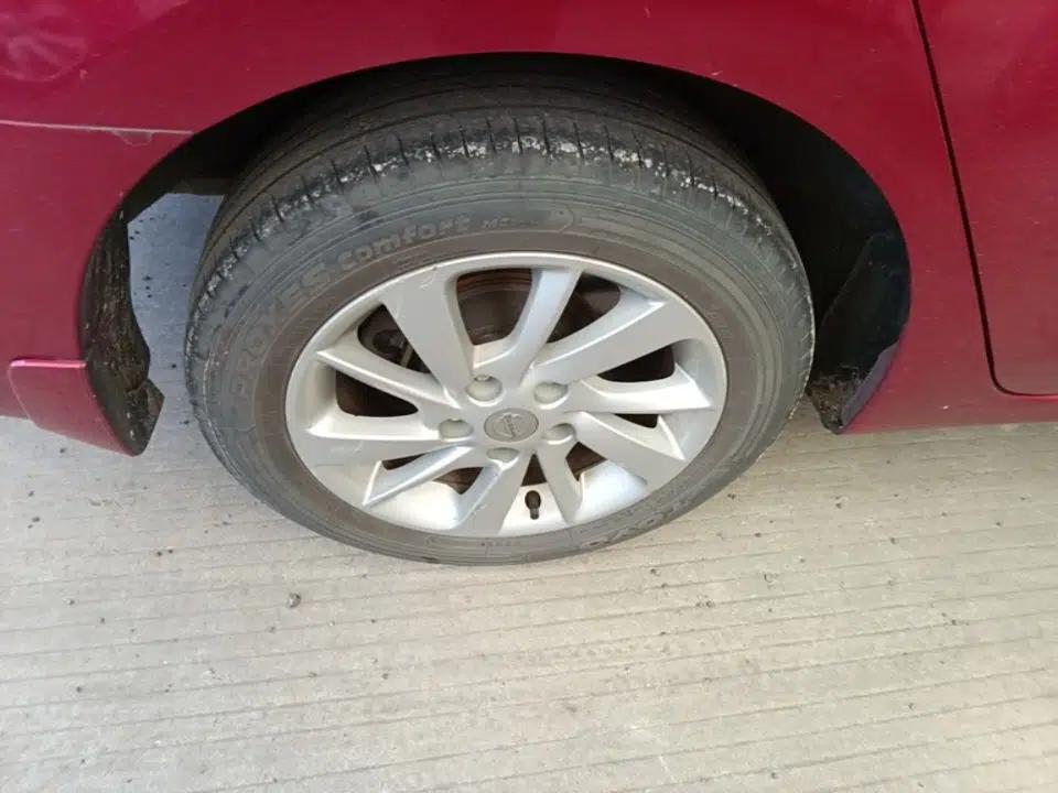 Nissan Sylphy 2014 1.6XV CVT Deluxe Edition — миниатюра 11