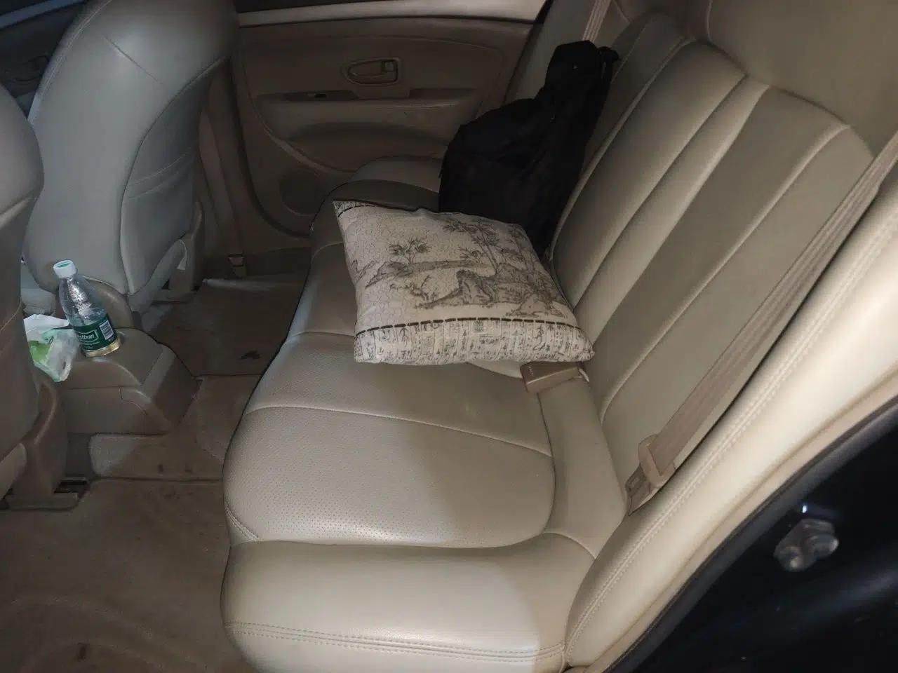 Nissan Sylphy 2012 Classic 1.6XE Manual Comfort Edition — миниатюра 17