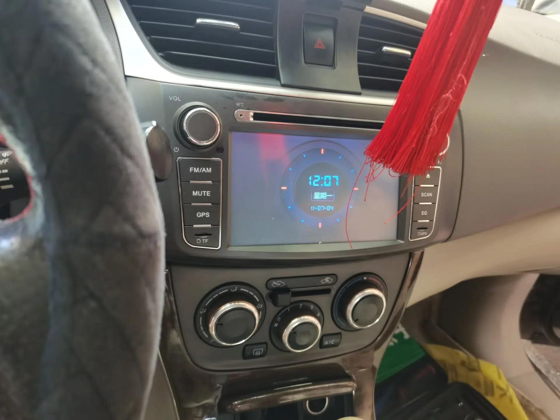 Nissan Sylphy 2012 1.6 XL CVT Luxury Edition — миниатюра 13
