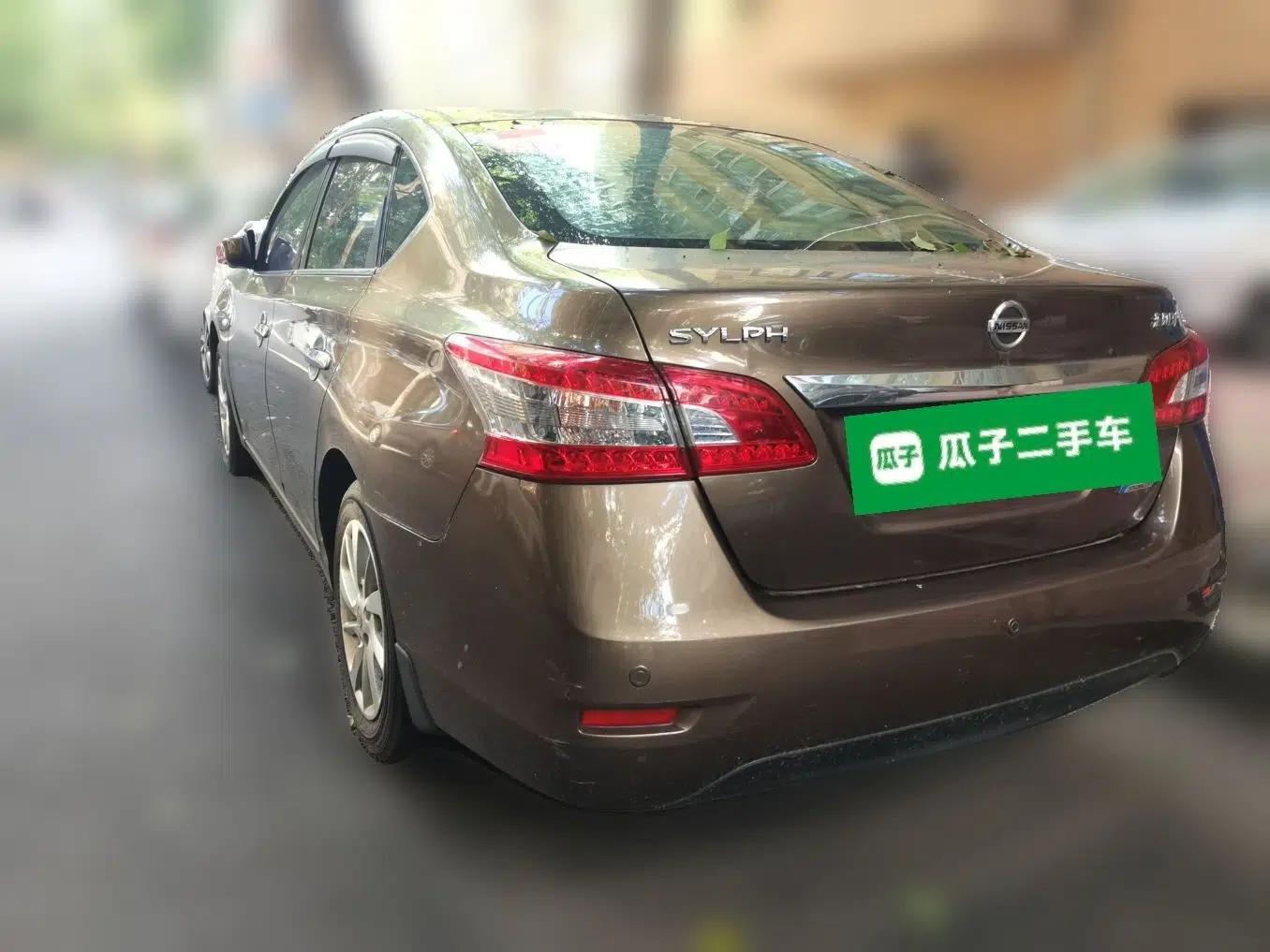 Nissan Sylphy 2012 1.6 XL CVT Luxury Edition — миниатюра 4