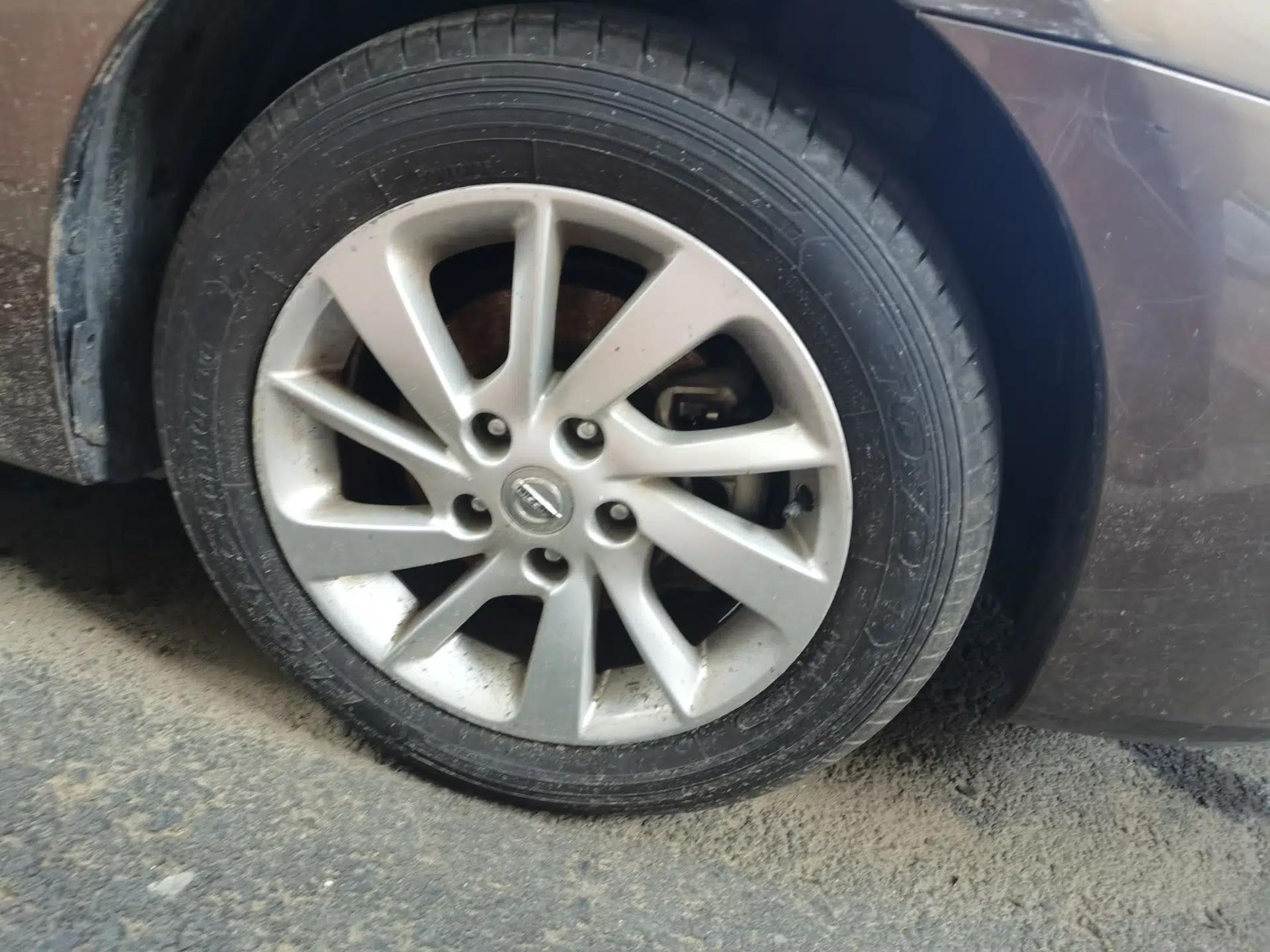 Nissan Sylphy 2012 1.6 XL CVT Luxury Edition — миниатюра 8