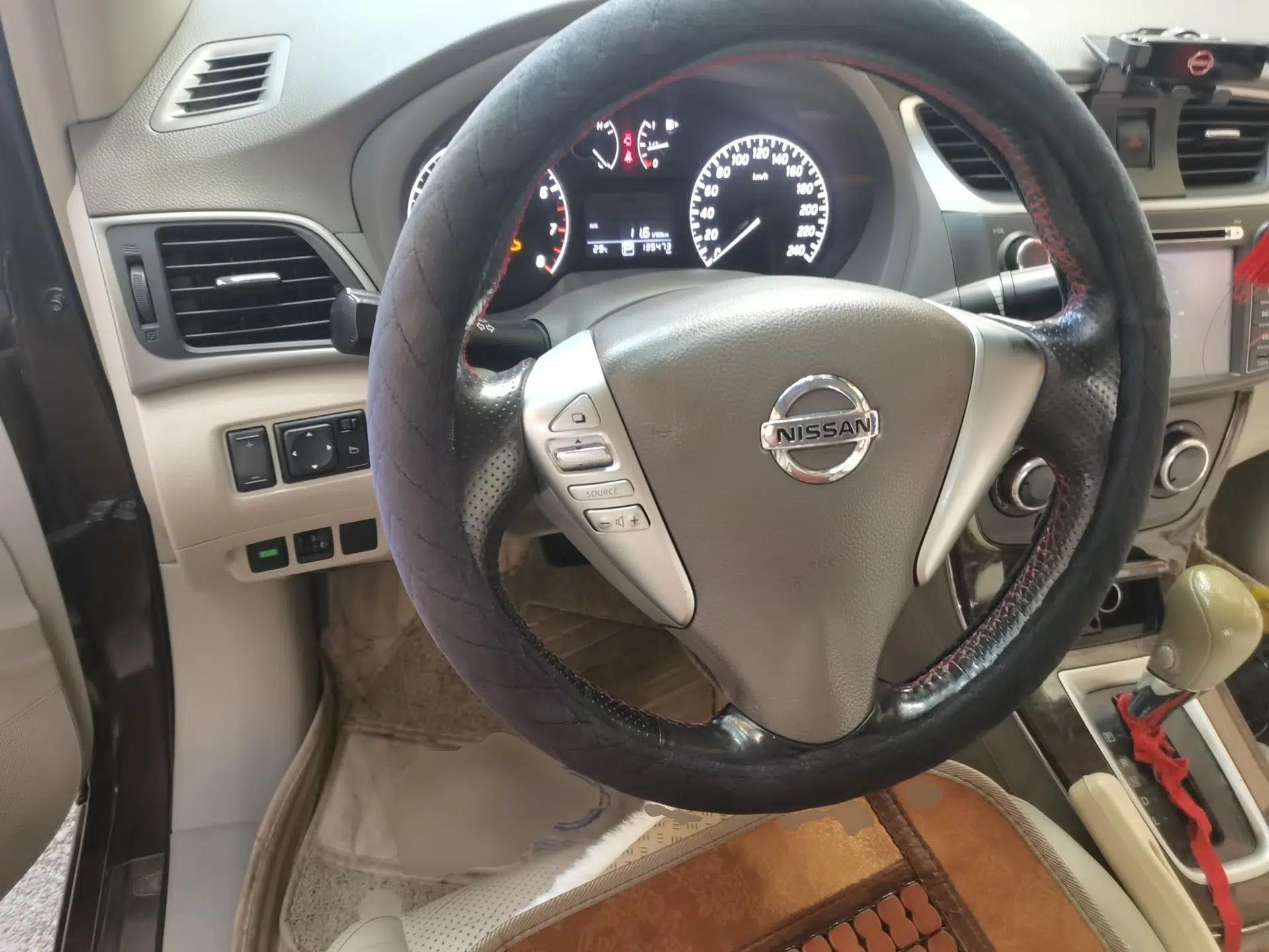 Nissan Sylphy 2012 1.6 XL CVT Luxury Edition — миниатюра 10